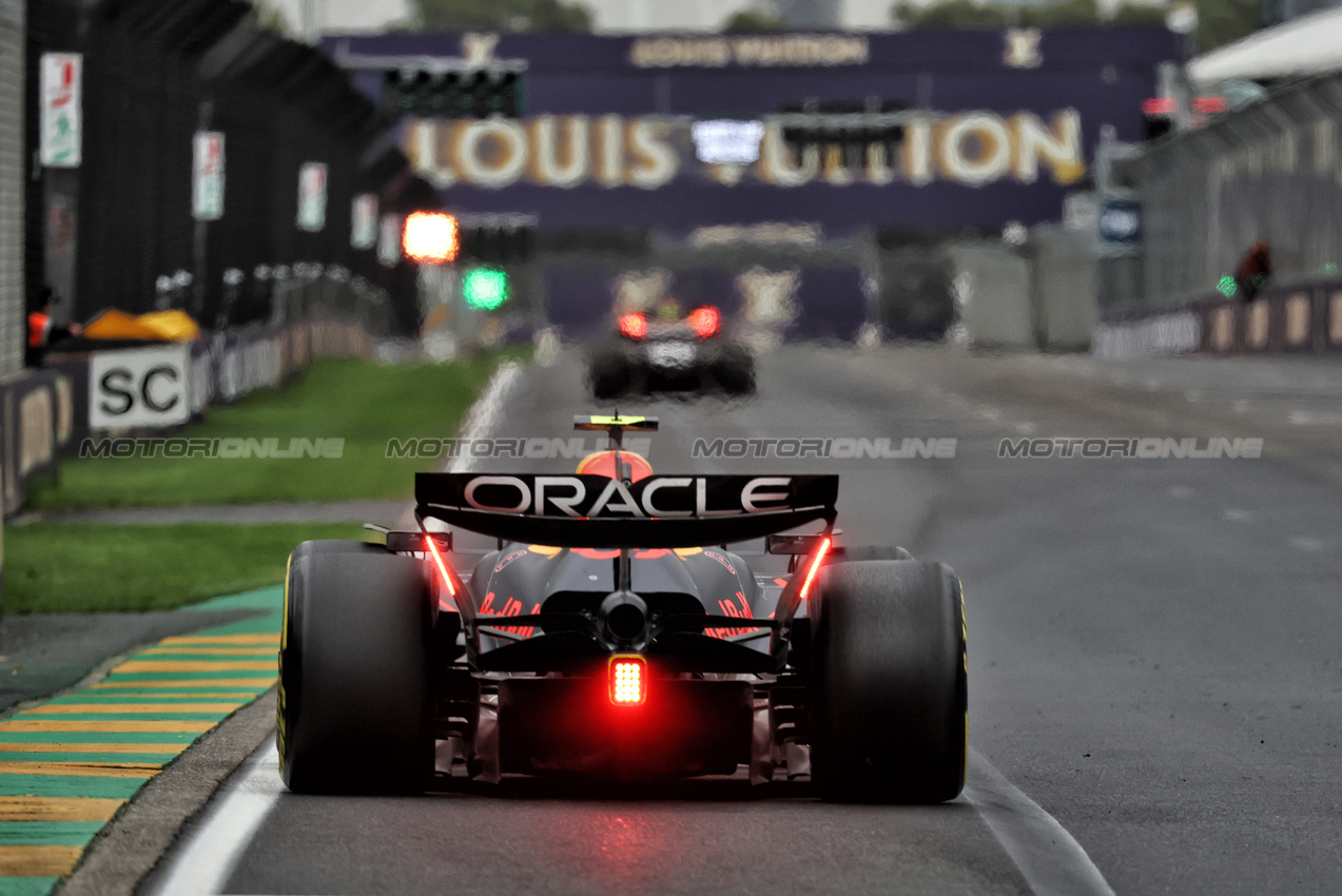 GP AUSTRALIA, Liam Lawson (NZL) Red Bull Racing RB21.

16.03.2025. Formula 1 World Championship, Rd 1, Australian Grand Prix, Albert Park, Melbourne, Australia, Gara Day.

- www.xpbimages.com, EMail: requests@xpbimages.com © Copyright: Bearne / XPB Images