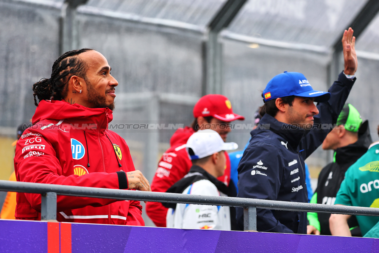 GP AUSTRALIA, Lewis Hamilton (GBR) Ferrari on the drivers' parade.

16.03.2025. Formula 1 World Championship, Rd 1, Australian Grand Prix, Albert Park, Melbourne, Australia, Gara Day.

- www.xpbimages.com, EMail: requests@xpbimages.com © Copyright: Batchelor / XPB Images