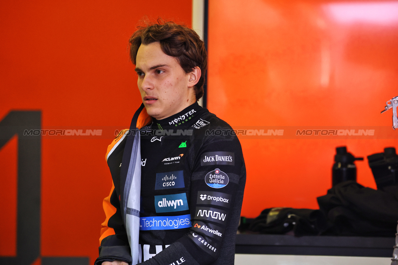 GP AUSTRALIA, Oscar Piastri (AUS) McLaren.

16.03.2025. Formula 1 World Championship, Rd 1, Australian Grand Prix, Albert Park, Melbourne, Australia, Gara Day.

- www.xpbimages.com, EMail: requests@xpbimages.com © Copyright: Moy / XPB Images