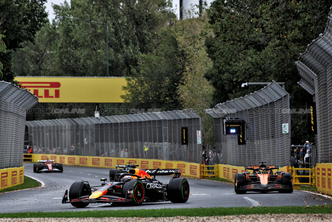 GP AUSTRALIA, Max Verstappen (NLD) Red Bull Racing RB21.

16.03.2025. Formula 1 World Championship, Rd 1, Australian Grand Prix, Albert Park, Melbourne, Australia, Gara Day.

- www.xpbimages.com, EMail: requests@xpbimages.com © Copyright: Moy / XPB Images
