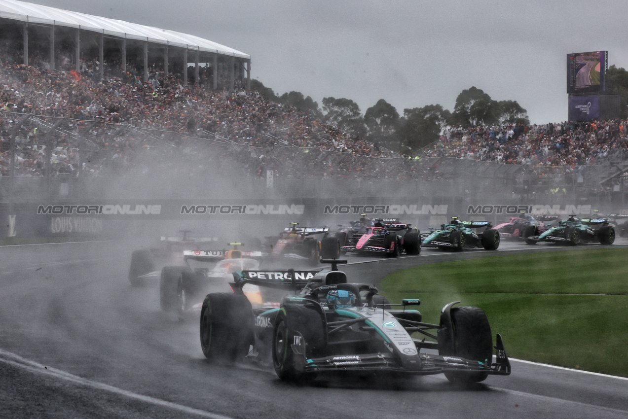 GP AUSTRALIA, George Russell (GBR) Mercedes AMG F1 W16 at the partenza of the race.

16.03.2025. Formula 1 World Championship, Rd 1, Australian Grand Prix, Albert Park, Melbourne, Australia, Gara Day.

- www.xpbimages.com, EMail: requests@xpbimages.com © Copyright: Batchelor / XPB Images