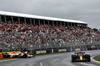 GP AUSTRALIA, Liam Lawson (NZL) Red Bull Racing RB21 passes Isack Hadjar (FRA) Racing Bulls VCARB 02 who crashed out on the formation lap.

16.03.2025. Formula 1 World Championship, Rd 1, Australian Grand Prix, Albert Park, Melbourne, Australia, Gara Day.

- www.xpbimages.com, EMail: requests@xpbimages.com © Copyright: Batchelor / XPB Images