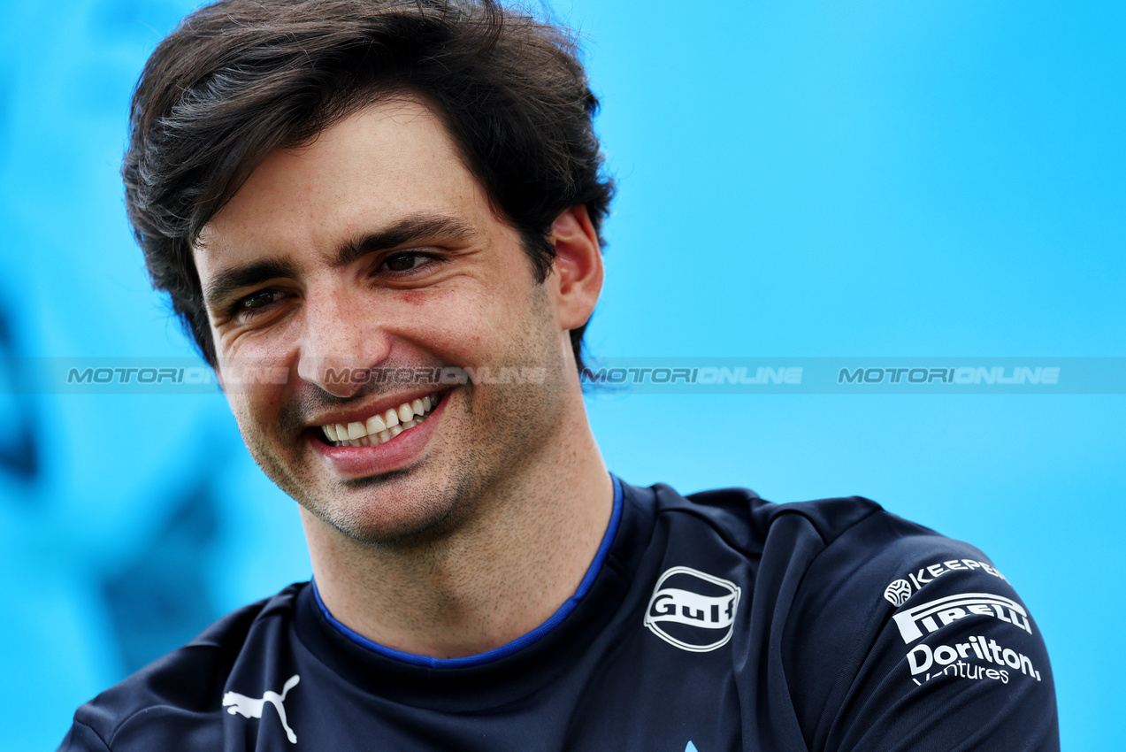 GP AUSTRALIA, Carlos Sainz (ESP) Atlassian Williams Racing.

13.03.2025. Formula 1 World Championship, Rd 1, Australian Grand Prix, Albert Park, Melbourne, Australia, Preparation Day.

- www.xpbimages.com, EMail: requests@xpbimages.com © Copyright: Moy / XPB Images
