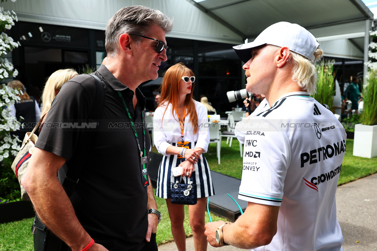 GP AUSTRALIA, (L to R): Graeme Lowdon (GBR) Cadillac Formula 1 Team, Team Principal with Valtteri Bottas (FIN) Mercedes AMG F1 Reserve Driver.

13.03.2025. Formula 1 World Championship, Rd 1, Australian Grand Prix, Albert Park, Melbourne, Australia, Preparation Day.

- www.xpbimages.com, EMail: requests@xpbimages.com © Copyright: Batchelor / XPB Images