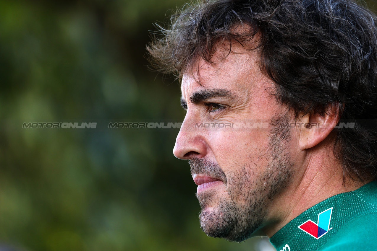 GP AUSTRALIA, Fernando Alonso (ESP), Aston Martin Racing 
13.03.2025. Formula 1 World Championship, Rd 1, Australian Grand Prix, Albert Park, Melbourne, Australia, Preparation Day.
- www.xpbimages.com, EMail: requests@xpbimages.com © Copyright: Charniaux / XPB Images