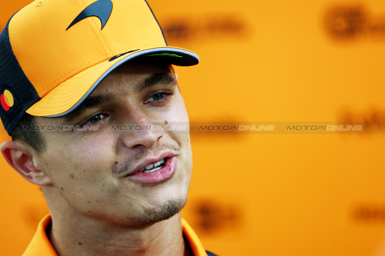 GP AUSTRALIA, Lando Norris (GBR) McLaren.

13.03.2025. Formula 1 World Championship, Rd 1, Australian Grand Prix, Albert Park, Melbourne, Australia, Preparation Day.

- www.xpbimages.com, EMail: requests@xpbimages.com © Copyright: Batchelor / XPB Images