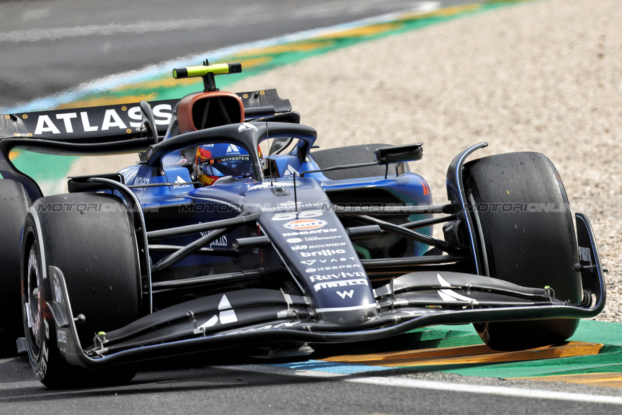GP AUSTRALIA, Carlos Sainz (ESP) Atlassian Williams Racing FW46.

15.03.2025. Formula 1 World Championship, Rd 1, Australian Grand Prix, Albert Park, Melbourne, Australia, Qualifiche Day.

- www.xpbimages.com, EMail: requests@xpbimages.com © Copyright: Bearne / XPB Images