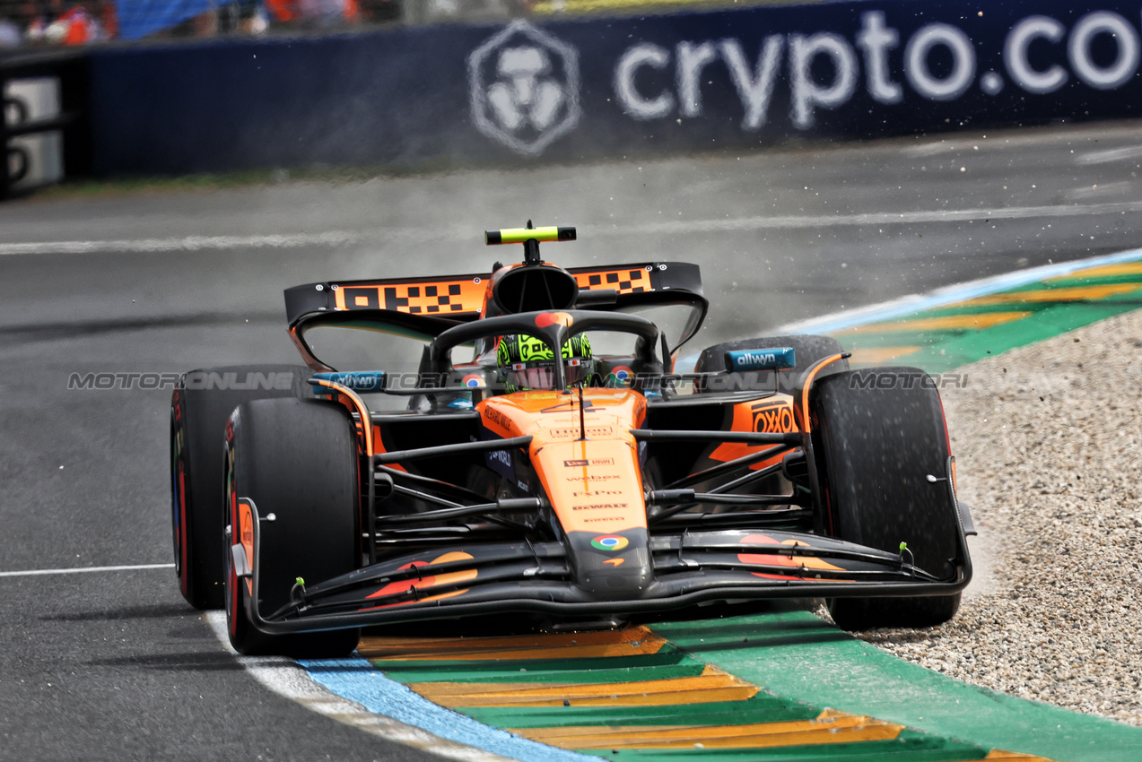 GP AUSTRALIA, Lando Norris (GBR) McLaren MCL39.

15.03.2025. Formula 1 World Championship, Rd 1, Australian Grand Prix, Albert Park, Melbourne, Australia, Qualifiche Day.

- www.xpbimages.com, EMail: requests@xpbimages.com © Copyright: Bearne / XPB Images