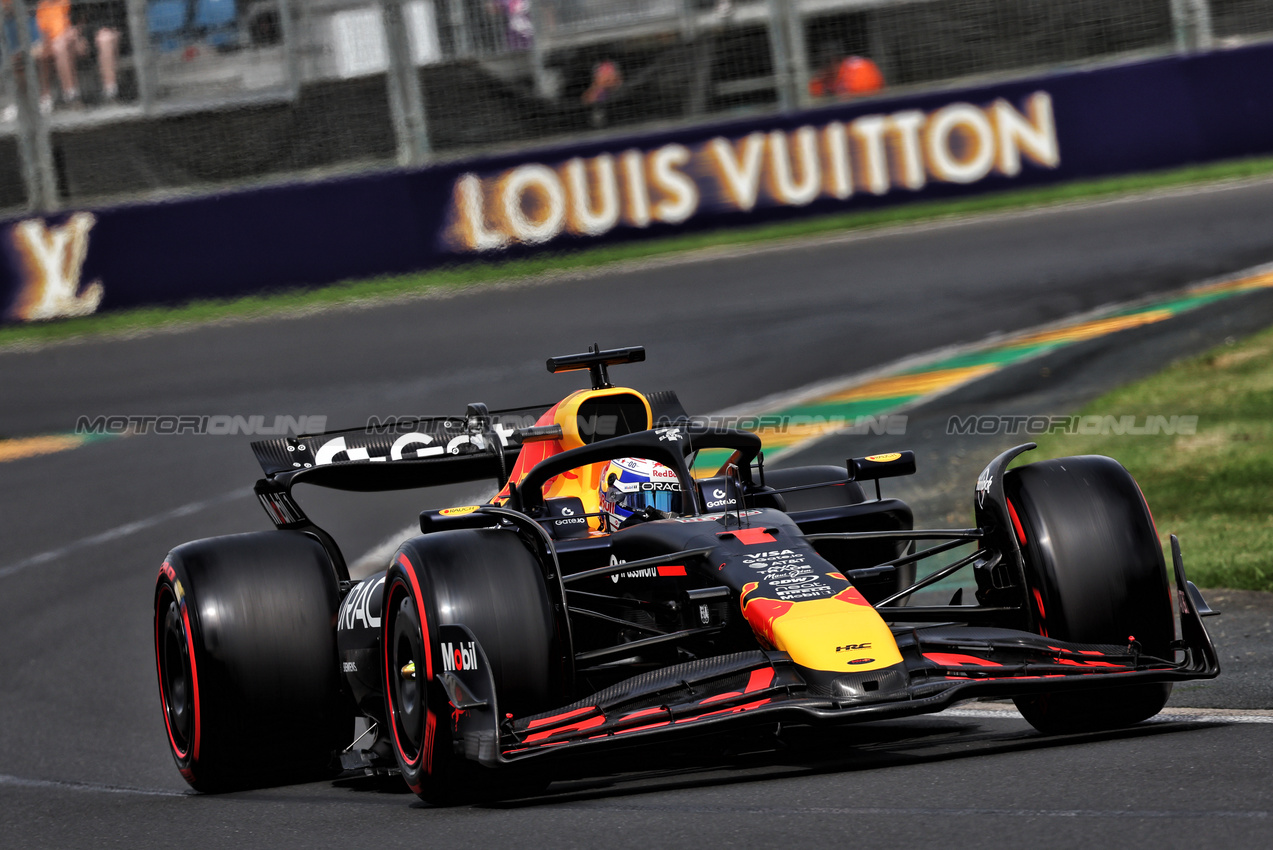 GP AUSTRALIA, Max Verstappen (NLD) Red Bull Racing RB21.

15.03.2025. Formula 1 World Championship, Rd 1, Australian Grand Prix, Albert Park, Melbourne, Australia, Qualifiche Day.

- www.xpbimages.com, EMail: requests@xpbimages.com © Copyright: Moy / XPB Images