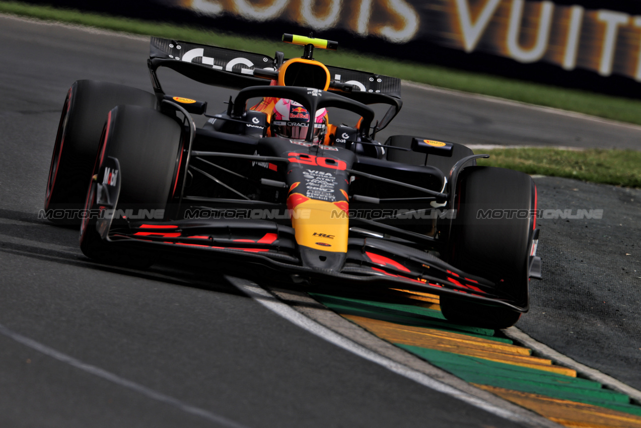 GP AUSTRALIA, Liam Lawson (NZL) Red Bull Racing RB21.

15.03.2025. Formula 1 World Championship, Rd 1, Australian Grand Prix, Albert Park, Melbourne, Australia, Qualifiche Day.

- www.xpbimages.com, EMail: requests@xpbimages.com © Copyright: Charniaux / XPB Images
