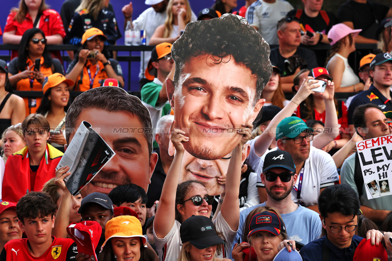 GP AUSTRALIA, Circuit Atmosfera - fans.

15.03.2025. Formula 1 World Championship, Rd 1, Australian Grand Prix, Albert Park, Melbourne, Australia, Qualifiche Day.

- www.xpbimages.com, EMail: requests@xpbimages.com © Copyright: Moy / XPB Images