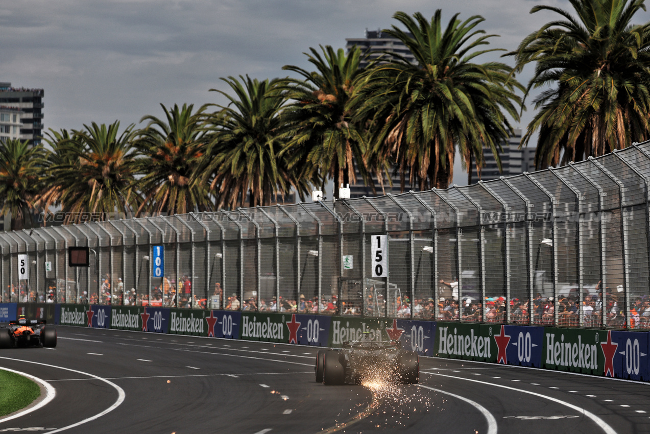 GP AUSTRALIA, Andrea Kimi Antonelli (ITA) Mercedes AMG F1 W16 sends sparks flying.

15.03.2025. Formula 1 World Championship, Rd 1, Australian Grand Prix, Albert Park, Melbourne, Australia, Qualifiche Day.

- www.xpbimages.com, EMail: requests@xpbimages.com © Copyright: Moy / XPB Images