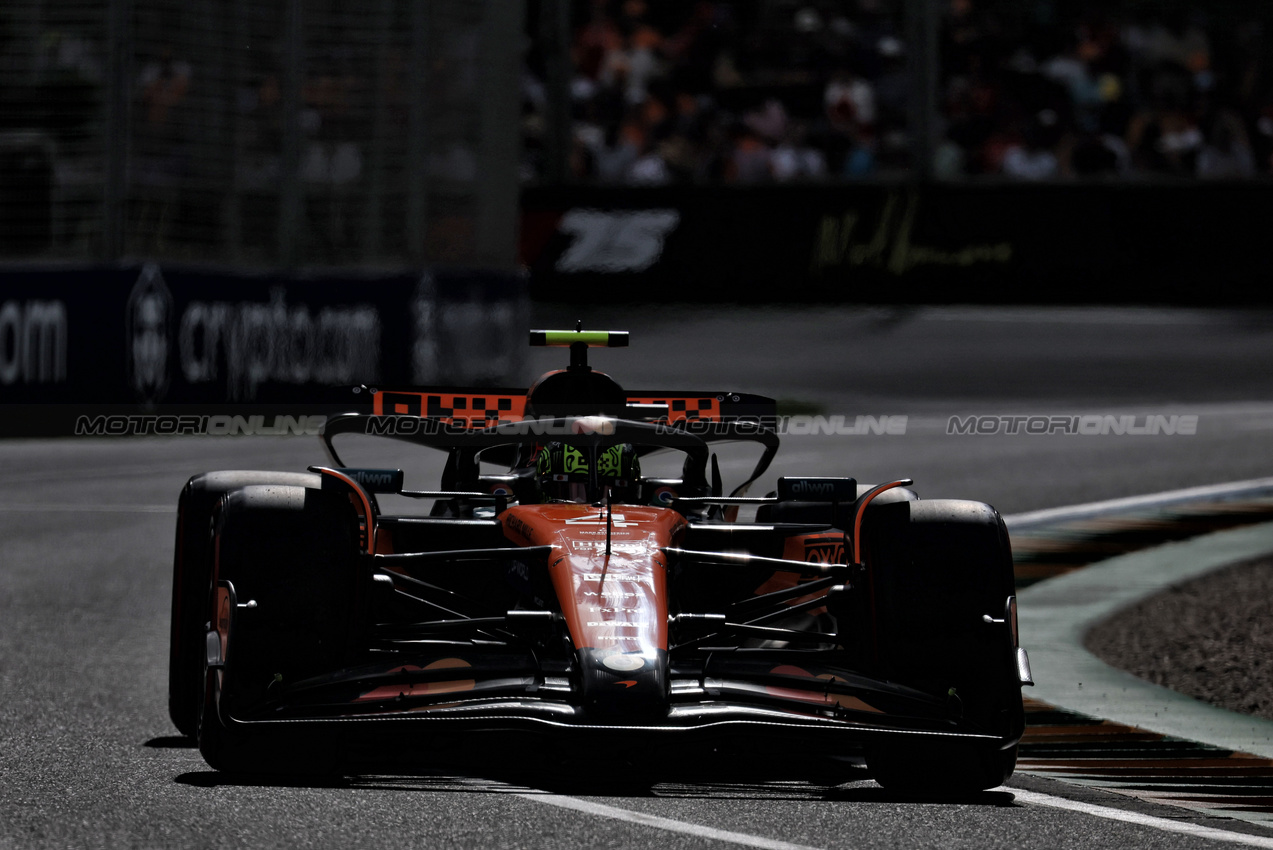 GP AUSTRALIA, Lando Norris (GBR) McLaren MCL39.

15.03.2025. Formula 1 World Championship, Rd 1, Australian Grand Prix, Albert Park, Melbourne, Australia, Qualifiche Day.

- www.xpbimages.com, EMail: requests@xpbimages.com © Copyright: Moy / XPB Images