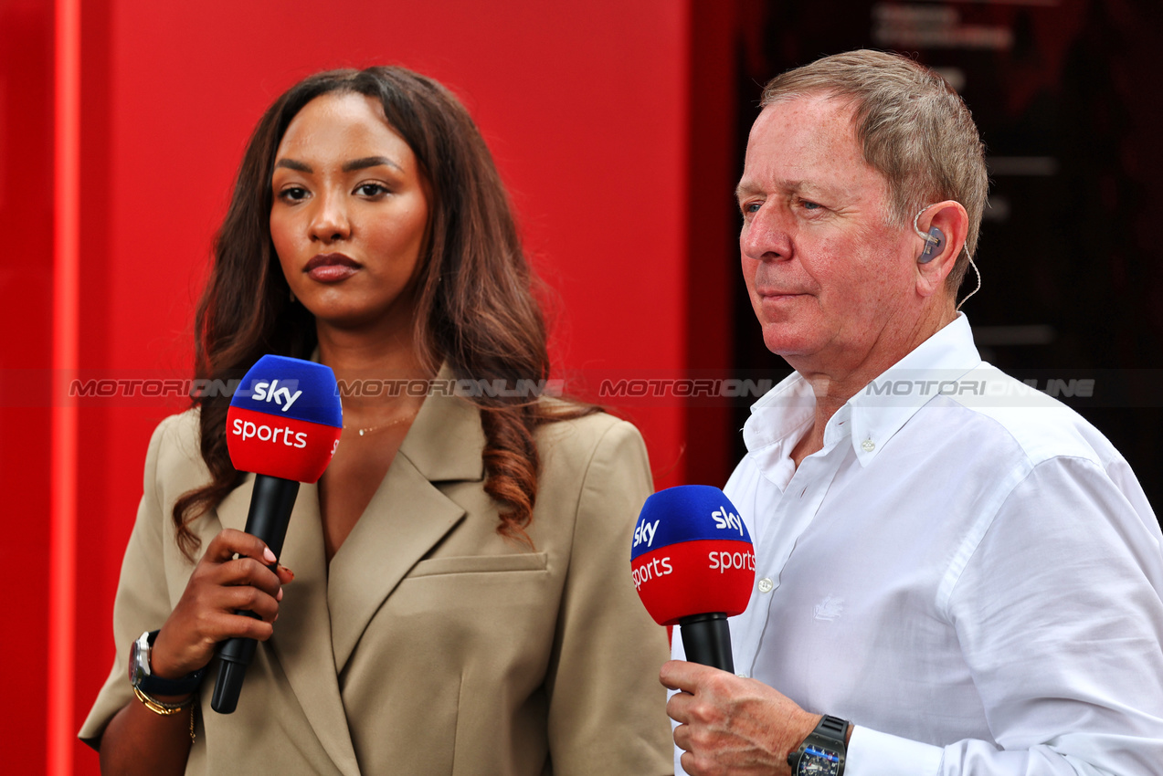 GP AUSTRALIA, (L to R): Naomi Schiff (RWA) / (BEL) Sky Sports F1 Presenter with Martin Brundle (GBR) Sky Sports F1 Commentator.

15.03.2025. Formula 1 World Championship, Rd 1, Australian Grand Prix, Albert Park, Melbourne, Australia, Qualifiche Day.

- www.xpbimages.com, EMail: requests@xpbimages.com © Copyright: Moy / XPB Images