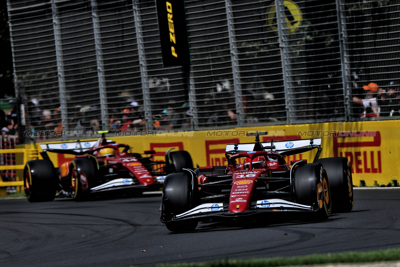GP AUSTRALIA, Charles Leclerc (MON) Ferrari SF-25 davanti a team mate Lewis Hamilton (GBR) Ferrari SF-25.

15.03.2025. Formula 1 World Championship, Rd 1, Australian Grand Prix, Albert Park, Melbourne, Australia, Qualifiche Day.

- www.xpbimages.com, EMail: requests@xpbimages.com © Copyright: Charniaux / XPB Images