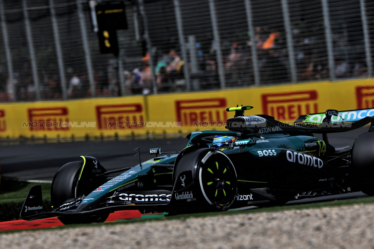 GP AUSTRALIA, Fernando Alonso (ESP) Aston Martin F1 Team AMR25.

15.03.2025. Formula 1 World Championship, Rd 1, Australian Grand Prix, Albert Park, Melbourne, Australia, Qualifiche Day.

- www.xpbimages.com, EMail: requests@xpbimages.com © Copyright: Charniaux / XPB Images
