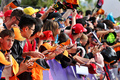 GP AUSTRALIA, Circuit Atmosfera - fans.

15.03.2025. Formula 1 World Championship, Rd 1, Australian Grand Prix, Albert Park, Melbourne, Australia, Qualifiche Day.

- www.xpbimages.com, EMail: requests@xpbimages.com © Copyright: Moy / XPB Images