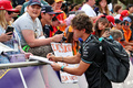 GP AUSTRALIA, Andrea Kimi Antonelli (ITA) Mercedes AMG F1 with fans.

15.03.2025. Formula 1 World Championship, Rd 1, Australian Grand Prix, Albert Park, Melbourne, Australia, Qualifiche Day.

- www.xpbimages.com, EMail: requests@xpbimages.com © Copyright: Moy / XPB Images