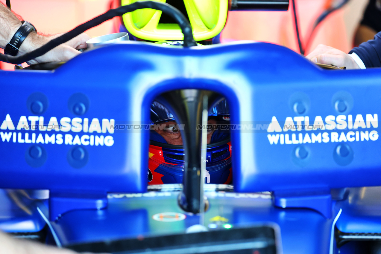 GP AUSTRALIA, Carlos Sainz (ESP) Atlassian Williams Racing FW46.

14.03.2025. Formula 1 World Championship, Rd 1, Australian Grand Prix, Albert Park, Melbourne, Australia, Practice Day.

- www.xpbimages.com, EMail: requests@xpbimages.com © Copyright: Batchelor / XPB Images