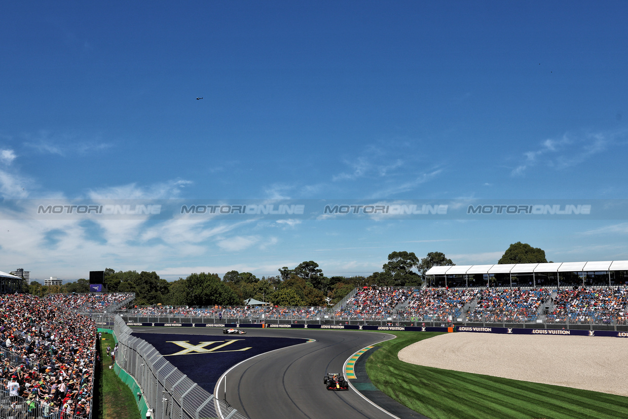 GP AUSTRALIA, Liam Lawson (NZL) Red Bull Racing RB21.

14.03.2025. Formula 1 World Championship, Rd 1, Australian Grand Prix, Albert Park, Melbourne, Australia, Practice Day.

- www.xpbimages.com, EMail: requests@xpbimages.com © Copyright: Moy / XPB Images