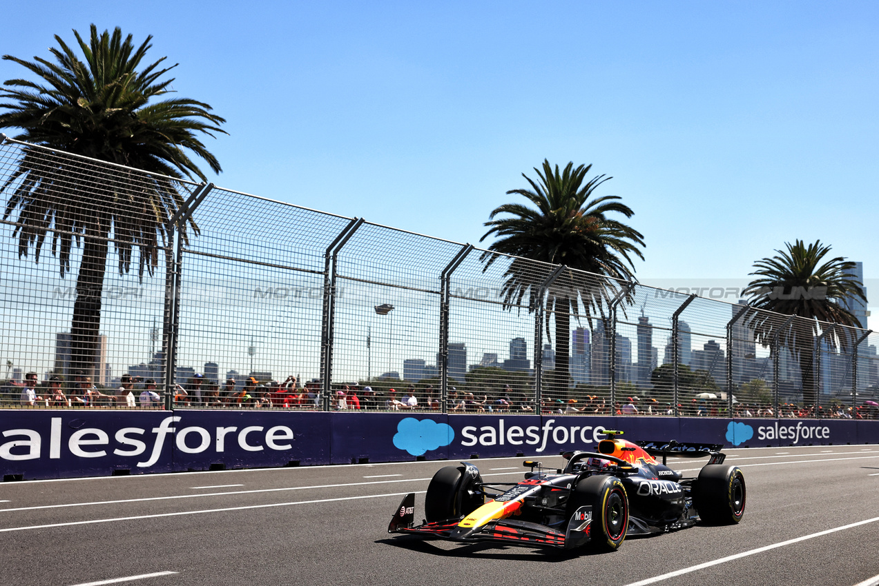 GP AUSTRALIA, Liam Lawson (NZL) Red Bull Racing RB21.

14.03.2025. Formula 1 World Championship, Rd 1, Australian Grand Prix, Albert Park, Melbourne, Australia, Practice Day.

- www.xpbimages.com, EMail: requests@xpbimages.com © Copyright: Bearne / XPB Images