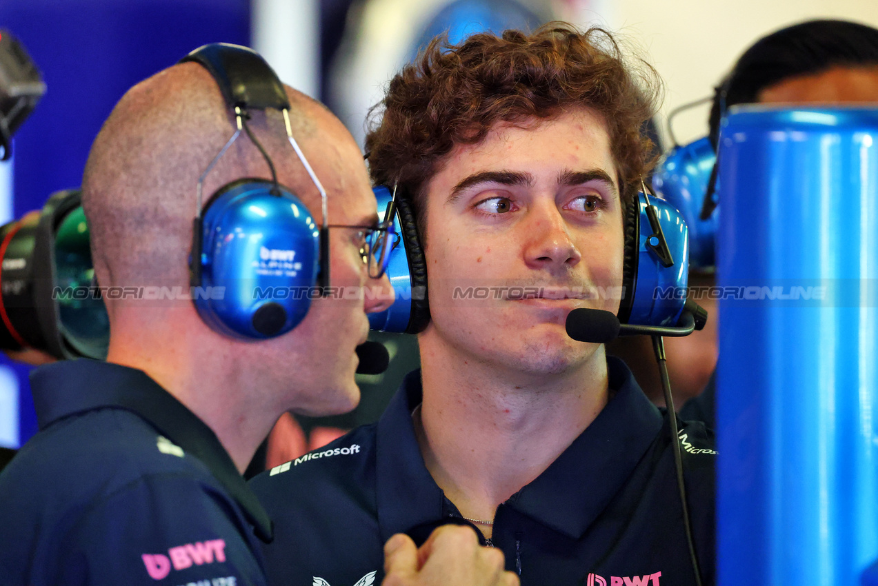 GP AUSTRALIA, (L to R): David Sanchez (FRA) Alpine F1 Team Executive Technical Director with Franco Colapinto (ARG) Alpine F1 Team Reserve Driver.

14.03.2025. Formula 1 World Championship, Rd 1, Australian Grand Prix, Albert Park, Melbourne, Australia, Practice Day.

- www.xpbimages.com, EMail: requests@xpbimages.com © Copyright: Batchelor / XPB Images