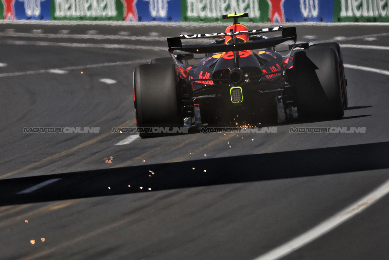 GP AUSTRALIA, Liam Lawson (NZL) Red Bull Racing RB21.

14.03.2025. Formula 1 World Championship, Rd 1, Australian Grand Prix, Albert Park, Melbourne, Australia, Practice Day.

- www.xpbimages.com, EMail: requests@xpbimages.com © Copyright: Bearne / XPB Images