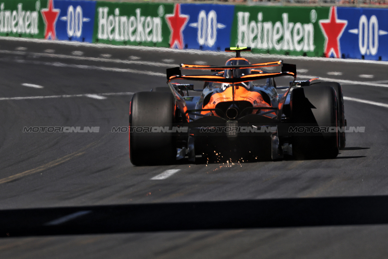 GP AUSTRALIA, Lando Norris (GBR) McLaren MCL39.

14.03.2025. Formula 1 World Championship, Rd 1, Australian Grand Prix, Albert Park, Melbourne, Australia, Practice Day.

- www.xpbimages.com, EMail: requests@xpbimages.com © Copyright: Bearne / XPB Images