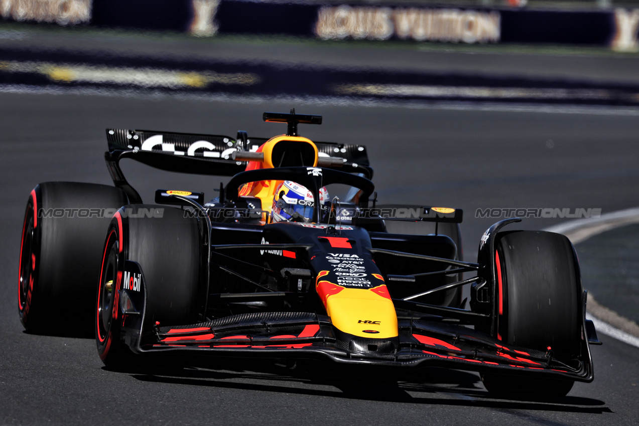 GP AUSTRALIA, Max Verstappen (NLD) Red Bull Racing RB21.

14.03.2025. Formula 1 World Championship, Rd 1, Australian Grand Prix, Albert Park, Melbourne, Australia, Practice Day.

- www.xpbimages.com, EMail: requests@xpbimages.com © Copyright: Moy / XPB Images