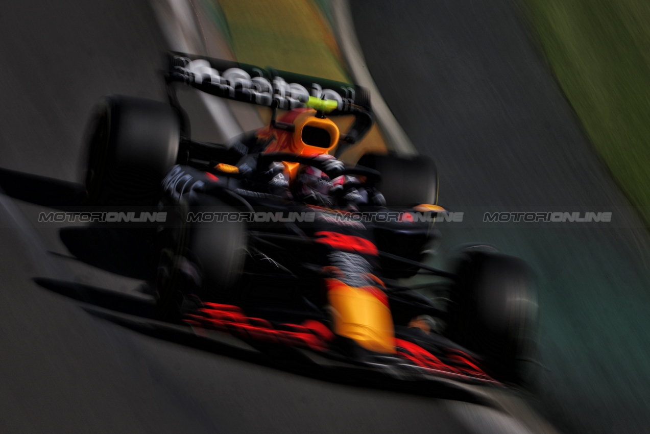 GP AUSTRALIA, Liam Lawson (NZL) Red Bull Racing RB21.

14.03.2025. Formula 1 World Championship, Rd 1, Australian Grand Prix, Albert Park, Melbourne, Australia, Practice Day.

- www.xpbimages.com, EMail: requests@xpbimages.com © Copyright: Charniaux / XPB Images