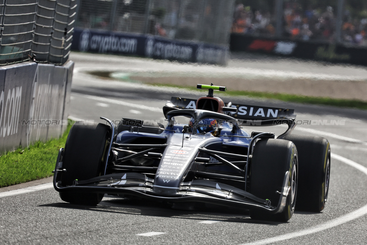GP AUSTRALIA, Carlos Sainz (ESP) Atlassian Williams Racing FW46.

14.03.2025. Formula 1 World Championship, Rd 1, Australian Grand Prix, Albert Park, Melbourne, Australia, Practice Day.

- www.xpbimages.com, EMail: requests@xpbimages.com © Copyright: Bearne / XPB Images