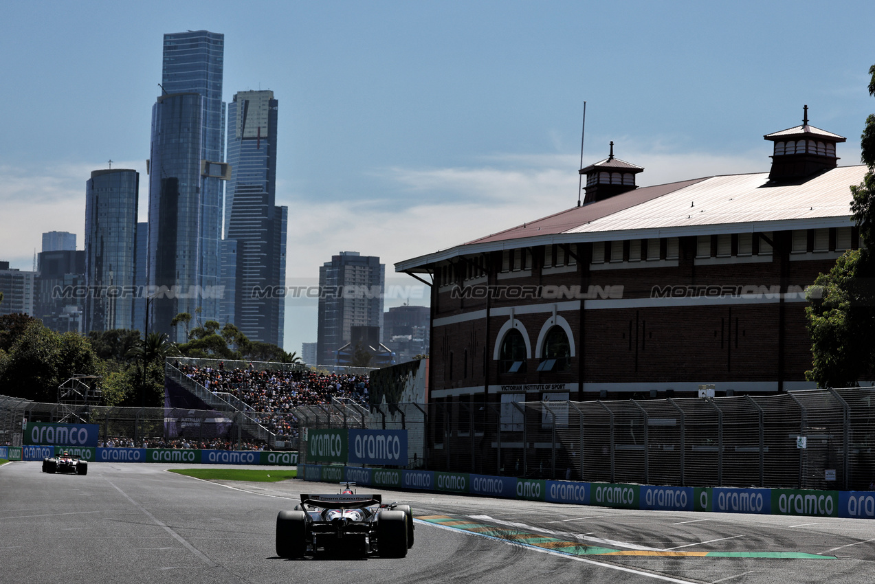 GP AUSTRALIA, Esteban Ocon (FRA) Haas VF-25.

14.03.2025. Formula 1 World Championship, Rd 1, Australian Grand Prix, Albert Park, Melbourne, Australia, Practice Day.

- www.xpbimages.com, EMail: requests@xpbimages.com © Copyright: Charniaux / XPB Images
