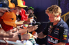 GP AUSTRALIA, Liam Lawson (NZL) Red Bull Racing with fans.

14.03.2025. Formula 1 World Championship, Rd 1, Australian Grand Prix, Albert Park, Melbourne, Australia, Practice Day.

- www.xpbimages.com, EMail: requests@xpbimages.com © Copyright: Bearne / XPB Images