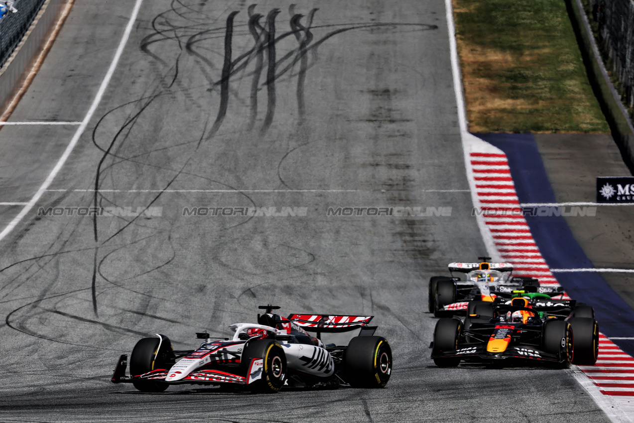 GP AUSTRIA, Esteban Ocon (FRA) Haas VF-25.

29.06.2025. Formula 1 World Championship, Rd 11, Austrian Grand Prix, Spielberg, Austria, Gara Day.

- www.xpbimages.com, EMail: requests@xpbimages.com © Copyright: Batchelor / XPB Images