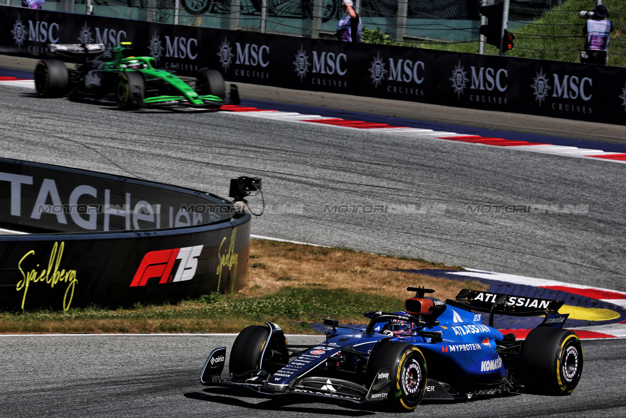 GP AUSTRIA, Alexander Albon (THA) Atlassian Williams Racing FW47.

29.06.2025. Formula 1 World Championship, Rd 11, Austrian Grand Prix, Spielberg, Austria, Gara Day.

- www.xpbimages.com, EMail: requests@xpbimages.com © Copyright: Batchelor / XPB Images