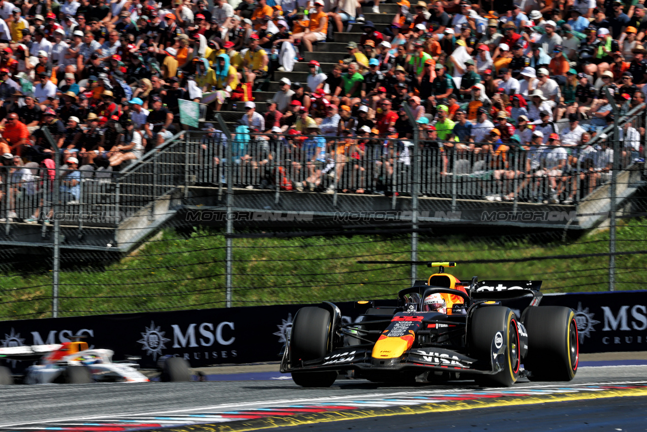 GP AUSTRIA, Yuki Tsunoda (JPN) Red Bull Racing RB21.

29.06.2025. Formula 1 World Championship, Rd 11, Austrian Grand Prix, Spielberg, Austria, Gara Day.

- www.xpbimages.com, EMail: requests@xpbimages.com © Copyright: Batchelor / XPB Images