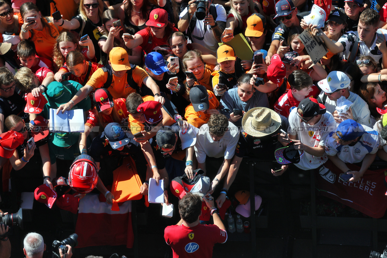 GP AUSTRIA, Charles Leclerc (MON) Ferrari with fans.

29.06.2025. Formula 1 World Championship, Rd 11, Austrian Grand Prix, Spielberg, Austria, Gara Day.

- www.xpbimages.com, EMail: requests@xpbimages.com © Copyright: Moy / XPB Images