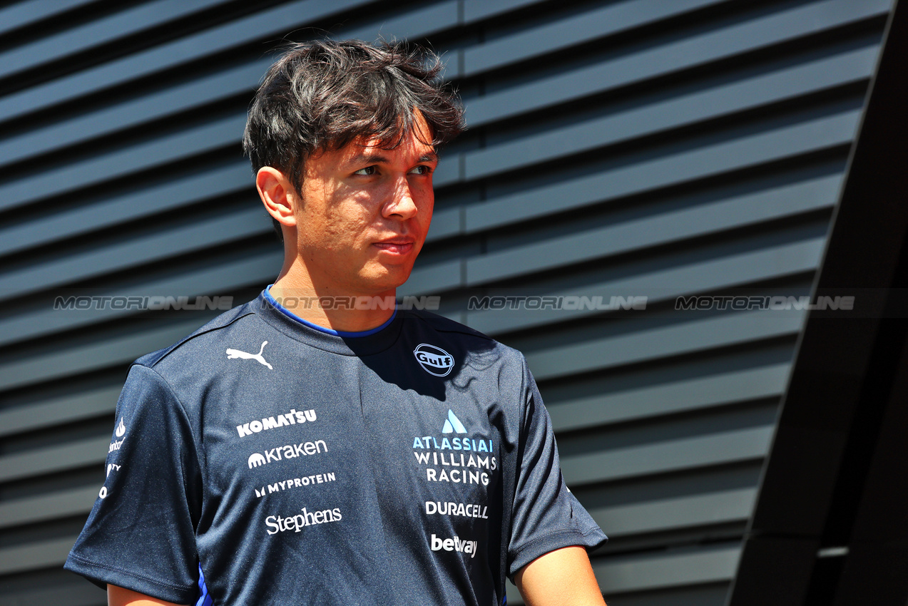 GP AUSTRIA, Alexander Albon (THA) Atlassian Williams Racing.

29.06.2025. Formula 1 World Championship, Rd 11, Austrian Grand Prix, Spielberg, Austria, Gara Day.

- www.xpbimages.com, EMail: requests@xpbimages.com © Copyright: Batchelor / XPB Images