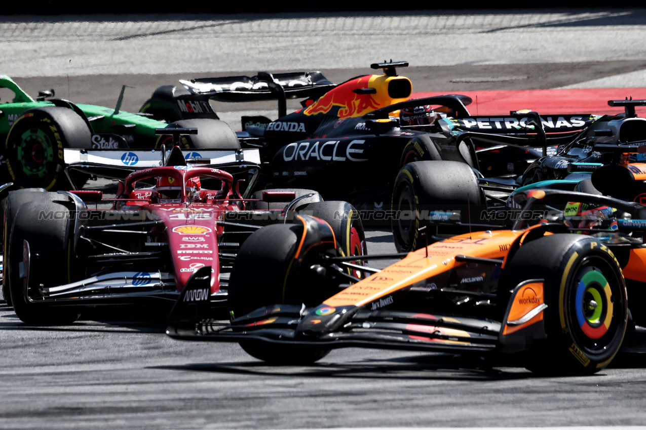 GP AUSTRIA, Charles Leclerc (MON) Ferrari SF-25 at the partenza of the race.

29.06.2025. Formula 1 World Championship, Rd 11, Austrian Grand Prix, Spielberg, Austria, Gara Day.

 - www.xpbimages.com, EMail: requests@xpbimages.com © Copyright: Coates / XPB Images
