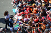 GP AUSTRIA, Carlos Sainz (ESP) Atlassian Williams Racing with fans.

29.06.2025. Formula 1 World Championship, Rd 11, Austrian Grand Prix, Spielberg, Austria, Gara Day.

- www.xpbimages.com, EMail: requests@xpbimages.com © Copyright: Moy / XPB Images