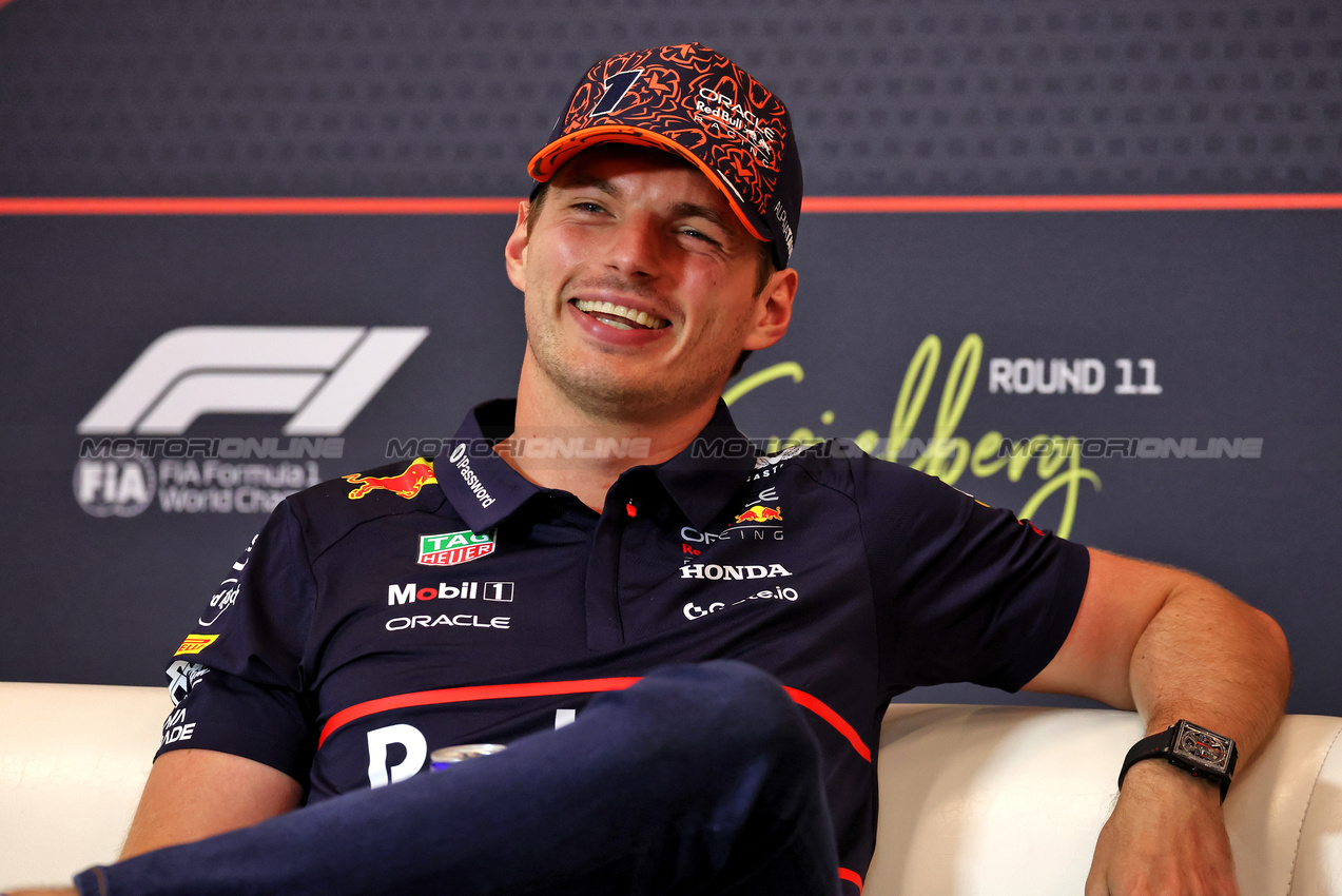 GP AUSTRIA, Max Verstappen (NLD) Red Bull Racing in the FIA Press Conference.

26.06.2025. Formula 1 World Championship, Rd 11, Austrian Grand Prix, Spielberg, Austria, Preparation Day.

- www.xpbimages.com, EMail: requests@xpbimages.com © Copyright: Moy / XPB Images