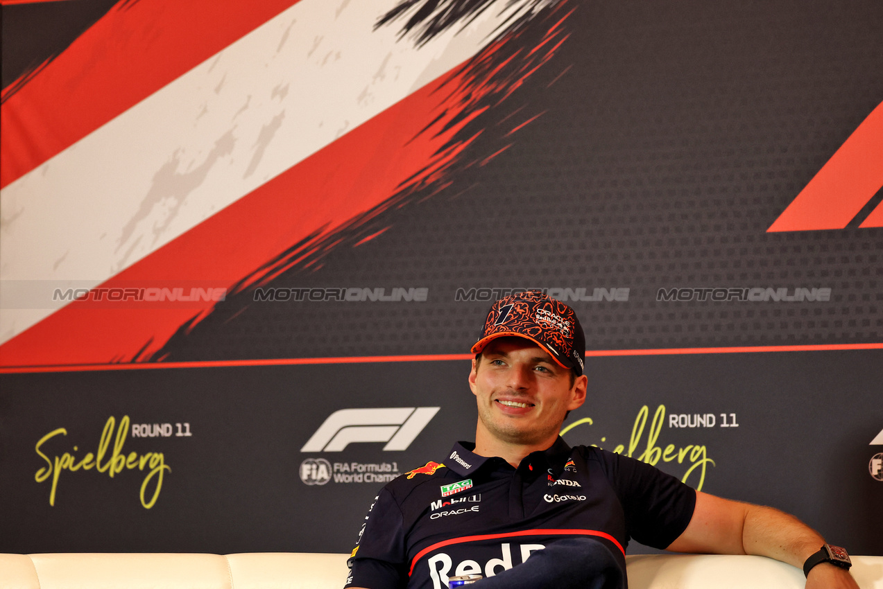 GP AUSTRIA, Max Verstappen (NLD) Red Bull Racing in the FIA Press Conference.

26.06.2025. Formula 1 World Championship, Rd 11, Austrian Grand Prix, Spielberg, Austria, Preparation Day.

- www.xpbimages.com, EMail: requests@xpbimages.com © Copyright: Moy / XPB Images