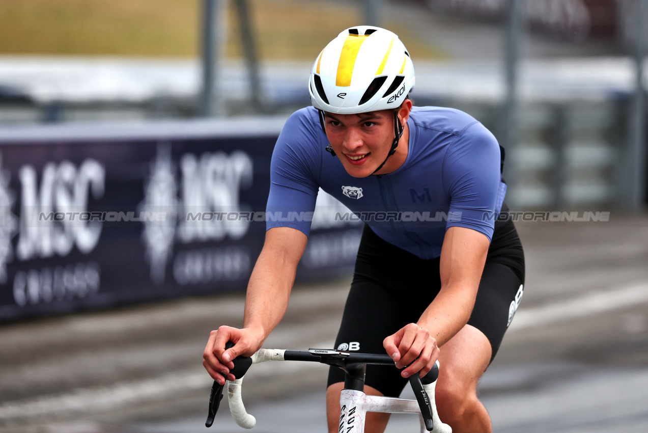 GP AUSTRIA, Oliver Bearman (GBR) Haas F1 Team rides the circuit.

26.06.2025. Formula 1 World Championship, Rd 11, Austrian Grand Prix, Spielberg, Austria, Preparation Day.

- www.xpbimages.com, EMail: requests@xpbimages.com © Copyright: Moy / XPB Images