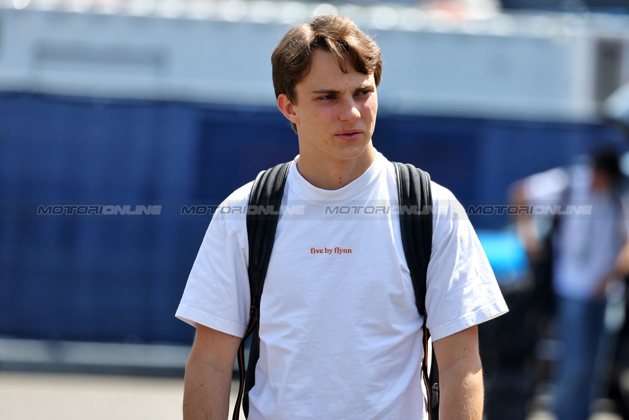 GP AUSTRIA, Oscar Piastri (AUS) McLaren.

26.06.2025. Formula 1 World Championship, Rd 11, Austrian Grand Prix, Spielberg, Austria, Preparation Day.

- www.xpbimages.com, EMail: requests@xpbimages.com © Copyright: Moy / XPB Images