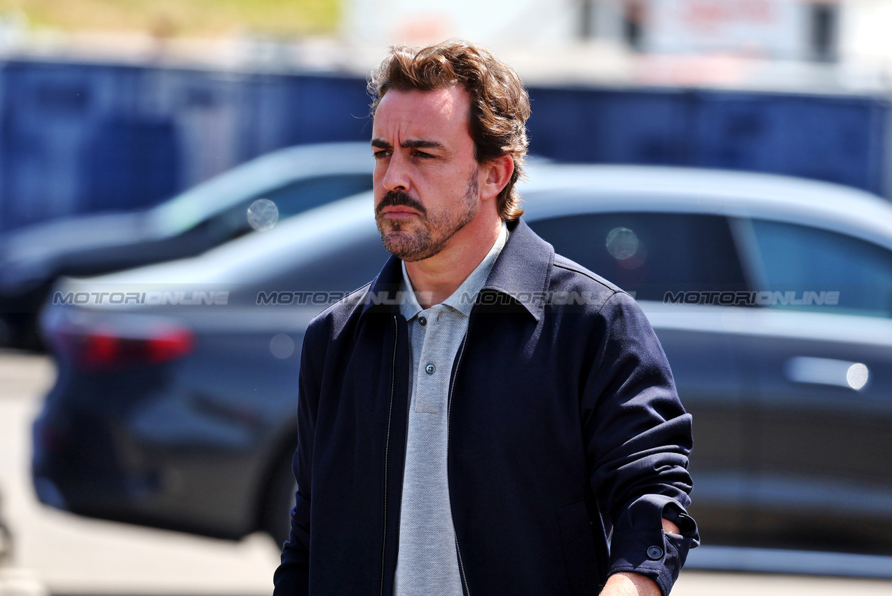 GP AUSTRIA, Fernando Alonso (ESP) Aston Martin F1 Team.

26.06.2025. Formula 1 World Championship, Rd 11, Austrian Grand Prix, Spielberg, Austria, Preparation Day.

- www.xpbimages.com, EMail: requests@xpbimages.com © Copyright: Moy / XPB Images