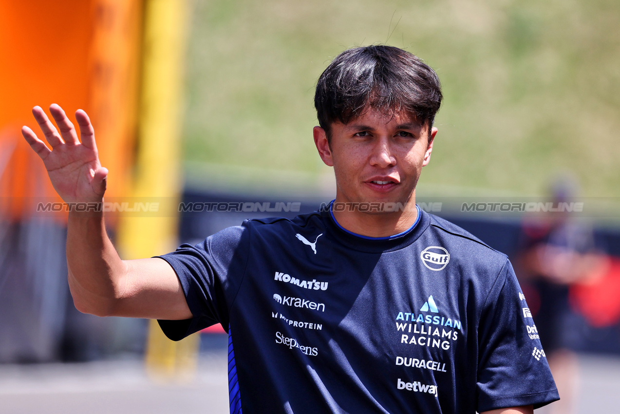 GP AUSTRIA, Alexander Albon (THA) Atlassian Williams Racing.

26.06.2025. Formula 1 World Championship, Rd 11, Austrian Grand Prix, Spielberg, Austria, Preparation Day.

- www.xpbimages.com, EMail: requests@xpbimages.com © Copyright: Moy / XPB Images