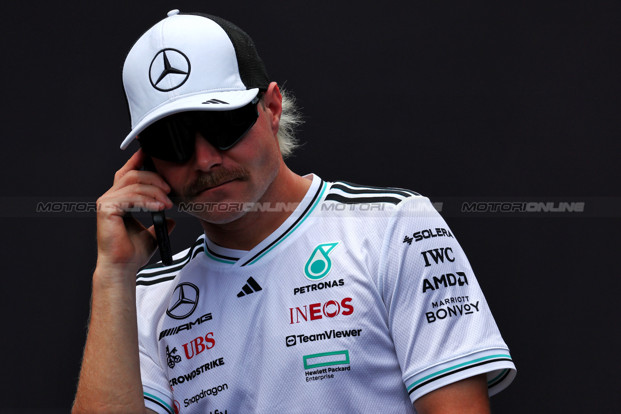 GP AUSTRIA, Valtteri Bottas (FIN) Mercedes AMG F1 Reserve Driver.

26.06.2025. Formula 1 World Championship, Rd 11, Austrian Grand Prix, Spielberg, Austria, Preparation Day.

- www.xpbimages.com, EMail: requests@xpbimages.com © Copyright: Moy / XPB Images
