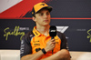 GP AUSTRIA, Oscar Piastri (AUS) McLaren in the FIA Press Conference.

26.06.2025. Formula 1 World Championship, Rd 11, Austrian Grand Prix, Spielberg, Austria, Preparation Day.

- www.xpbimages.com, EMail: requests@xpbimages.com © Copyright: Moy / XPB Images