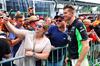 GP AUSTRIA, Nico Hulkenberg (GER) Sauber with fans.

26.06.2025. Formula 1 World Championship, Rd 11, Austrian Grand Prix, Spielberg, Austria, Preparation Day.

- www.xpbimages.com, EMail: requests@xpbimages.com © Copyright: Batchelor / XPB Images