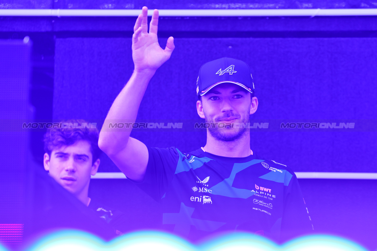 GP AUSTRIA, Pierre Gasly (FRA) Alpine F1 Team e Franco Colapinto (ARG) Alpine F1 Team on the FanZone Stage.

28.06.2025. Formula 1 World Championship, Rd 11, Austrian Grand Prix, Spielberg, Austria, Qualifiche Day.

- www.xpbimages.com, EMail: requests@xpbimages.com © Copyright: Moy / XPB Images